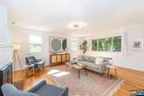 110 Woodlawn Avenue - Photo 8
