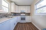 238 Van - Photo 14