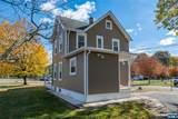 238 Van - Photo 7