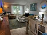 1029 Castle - Photo 18