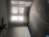 27 Townsend - Photo 8