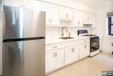 208 Anderson - Photo 17