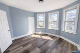 204 Demott - Photo 11
