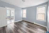 204 Demott - Photo 4