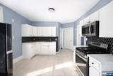 204 Demott - Photo 8