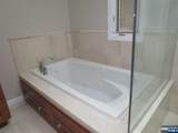 456 Glen - Photo 17
