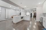 30 Getty Avenue - Photo 8