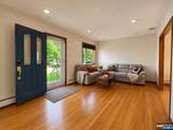 317 Hillcrest - Photo 3