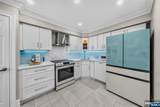 513 Windsor Drive - Photo 14