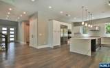 97 George - Photo 10