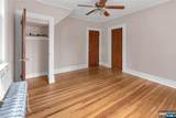 558 Argyle - Photo 6