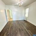 138 Hoyt - Photo 3