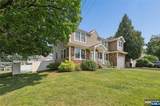 135 Rector - Photo 12