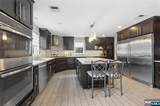 135 Rector - Photo 22
