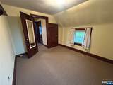 15 Willow Street - Photo 34