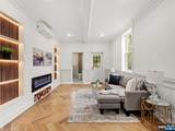 9 Morse Avenue - Photo 16