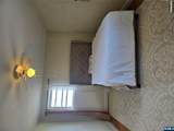 2345 Linwood Avenue - Photo 3