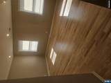 218 Huyler - Photo 1