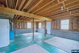 44 Newcomb - Photo 15