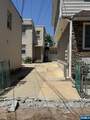 220 Hamilton - Photo 8