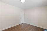 86 Farnham - Photo 13