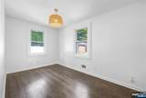 59 Colonial - Photo 13