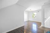 59 Colonial - Photo 14