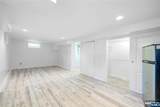 59 Colonial - Photo 24