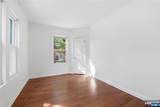 220 Anderson - Photo 5