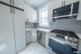 1409 Manhattan - Photo 4