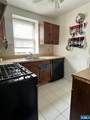 19 Lyons Avenue - Photo 9