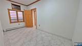 320 43rd - Photo 6