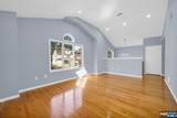 23 West - Photo 4