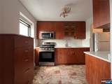 2333 Hudson - Photo 4