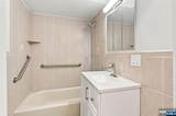 41 Central - Photo 10