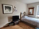 567 Windsor - Photo 12