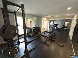 567 Windsor - Photo 17