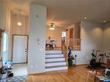 567 Windsor - Photo 19