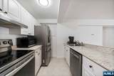 333 Grand - Photo 6