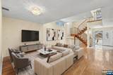 376 Kenwood - Photo 2