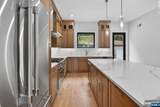 522 Valley Road - Photo 8