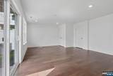 69 Eastwood Terrace - Photo 19