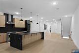 704 Chestnut Street - Photo 3