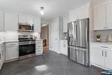 25 Knutsen Drive - Photo 9