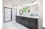 300 Sycamore Street - Photo 15