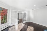 32 Moeser Place - Photo 28