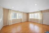 320-322 Dixon Avenue - Photo 11