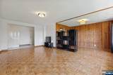 2352 Linwood - Photo 5