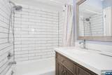121 Surrey Court - Photo 19