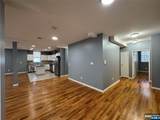 610 Devon - Photo 2